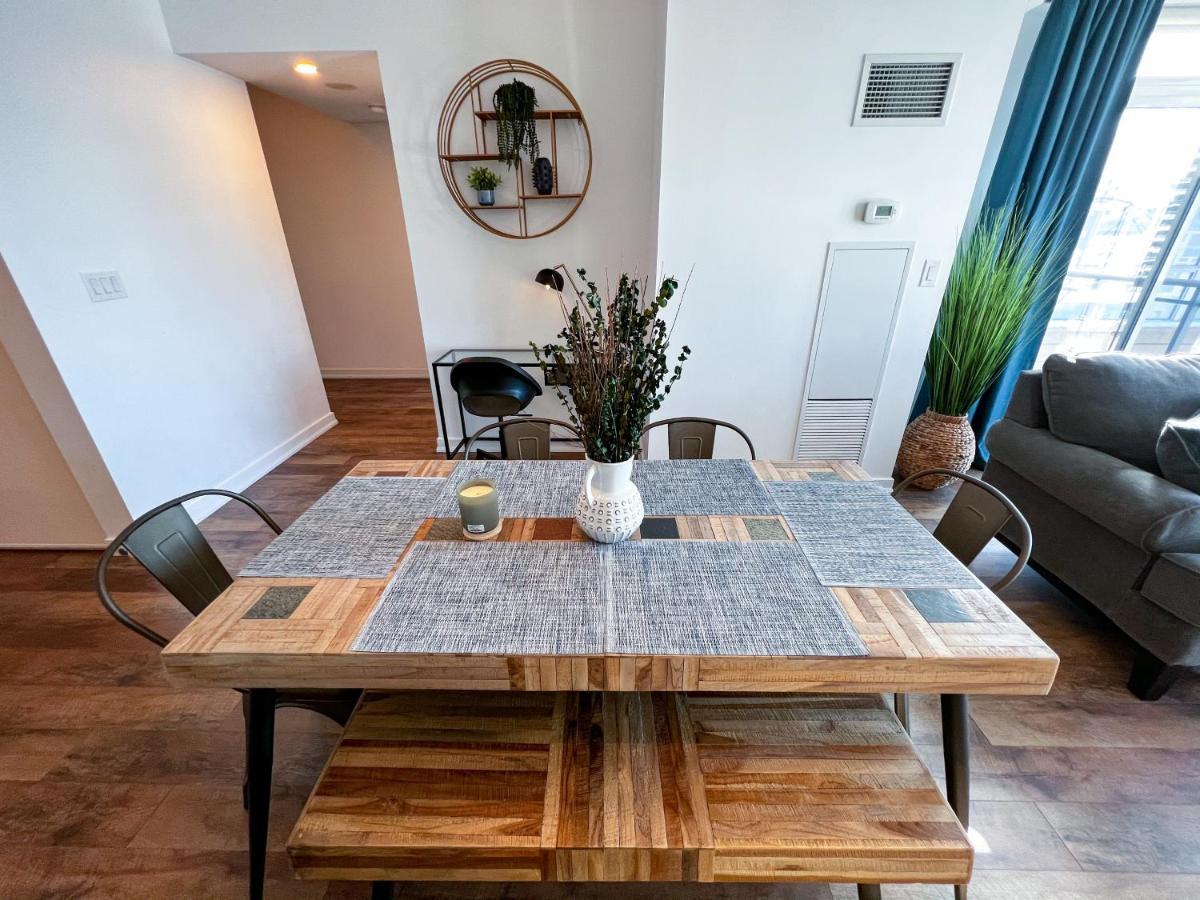 Simply Comfort. Elegant Apartments Dan Lecki Toronto Esterno foto