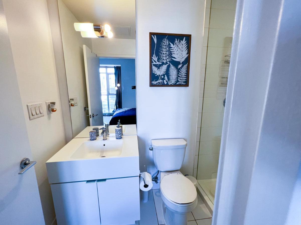 Simply Comfort. Elegant Apartments Dan Lecki Toronto Esterno foto
