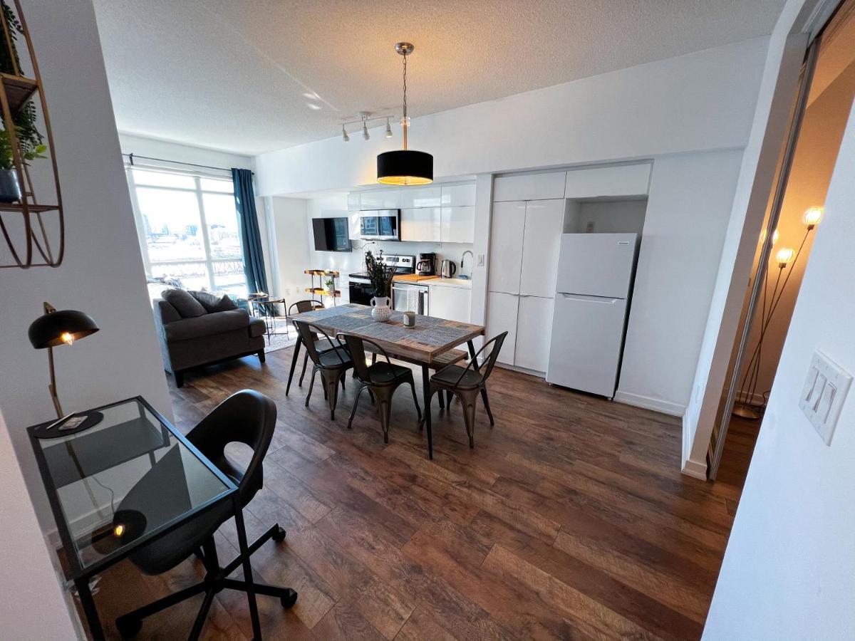 Simply Comfort. Elegant Apartments Dan Lecki Toronto Esterno foto